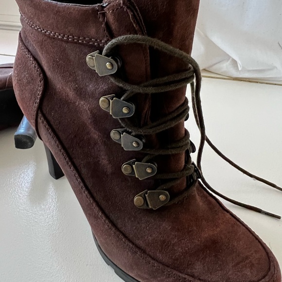 Ralph Lauren Boot Heels - Picture 4 of 5